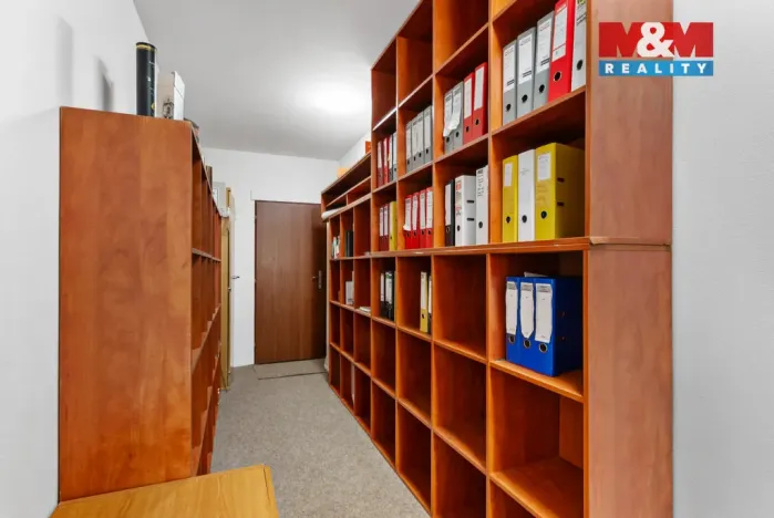 Prodej obchodního prostoru, Jablonec nad Nisou, Komenského, 600 m2