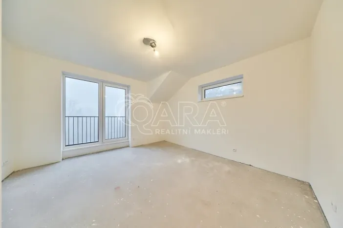 Prodej rodinného domu, Mladé Buky - Hertvíkovice, 282 m2