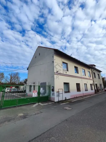 Prodej vícegeneračního domu, Přelouč, Sportovní, 426 m2