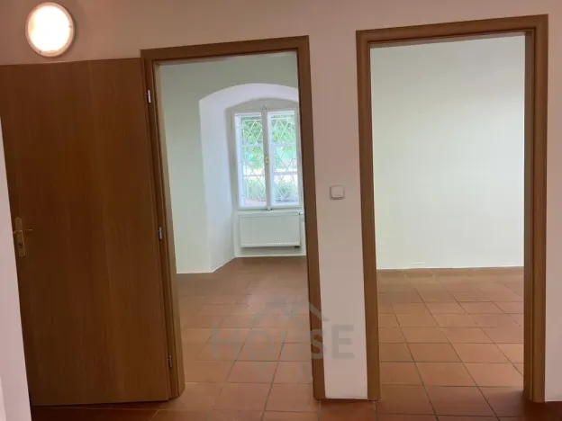 Prodej obchodního prostoru, Praha - Troja, 109 m2