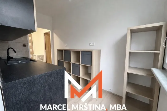 Pronájem bytu 3+1, Náchod - Staré Město nad Metují, Bílkova, 57 m2