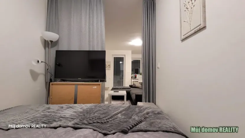 Pronájem bytu 2+kk, Praha - Letňany, Miroslava Hajna, 50 m2