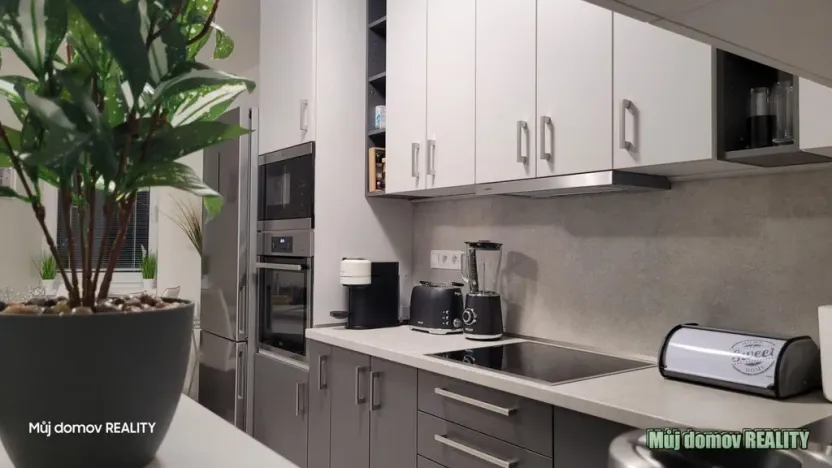 Pronájem bytu 2+kk, Praha - Letňany, Miroslava Hajna, 50 m2