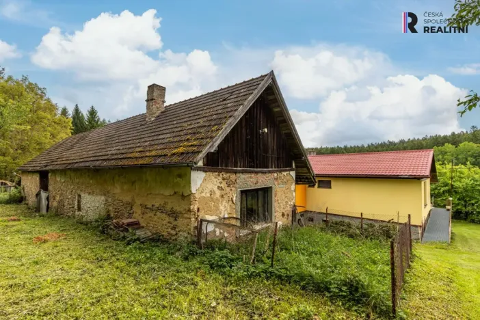 Prodej komerčního pozemku, Votice, 5037 m2