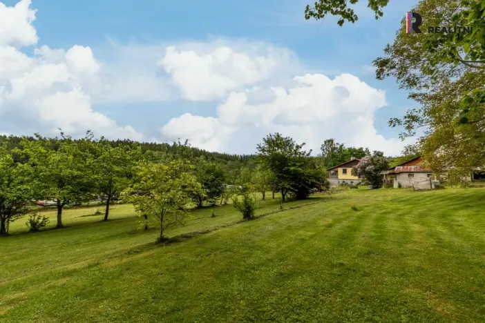 Prodej komerčního pozemku, Votice, 5037 m2