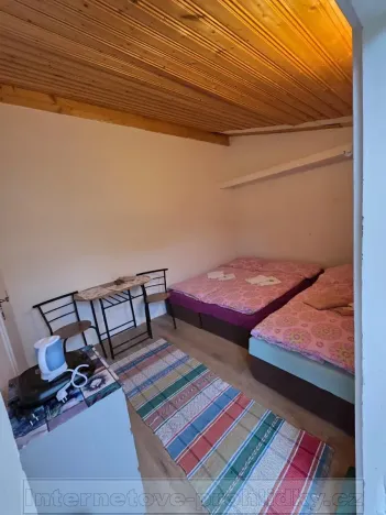 Pronájem ubytování, Praha - Modřany, Nečova, 15 m2