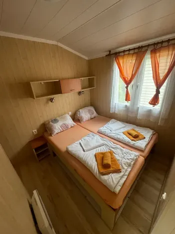 Prodej ubytování, Františkovy Lázně, Jezerní, 8786 m2