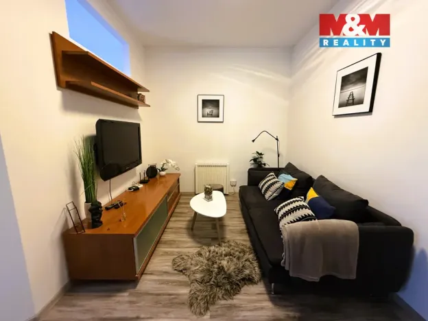 Pronájem bytu 2+kk, Jablonec nad Nisou, Máchova, 50 m2