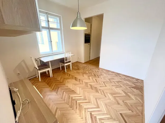 Pronájem bytu 2+kk, Praha - Nové Město, U půjčovny, 37 m2