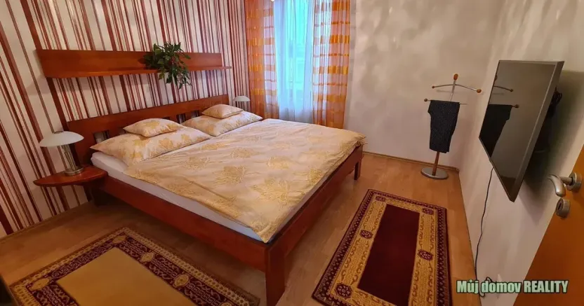 Pronájem bytu 2+kk, Praha - Zbraslav, Pickova, 54 m2