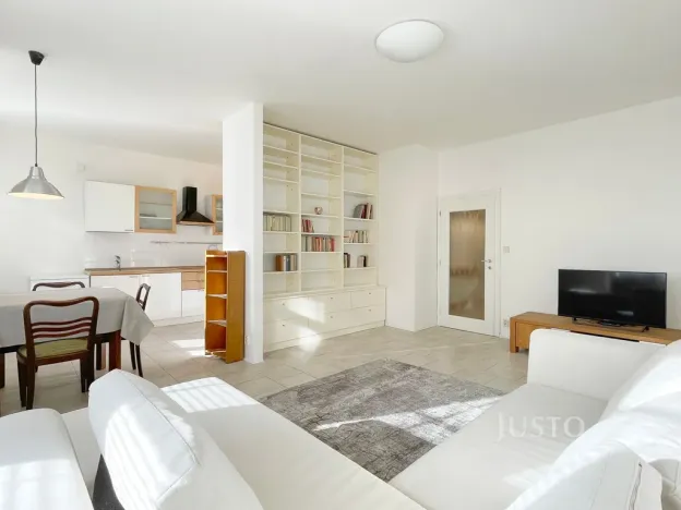 Pronájem bytu 2+1, Praha, Na okraji, 75 m2