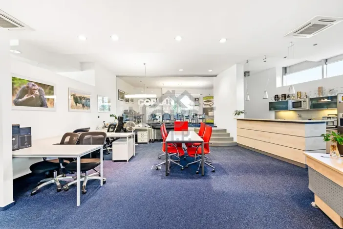 Prodej kanceláře, Praha - Záběhlice, Jetelová, 234 m2