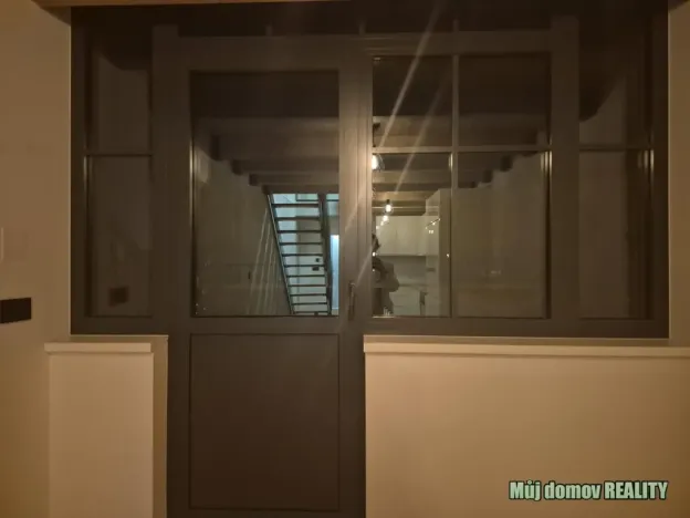 Pronájem bytu 3+kk, Praha - Vysočany, Kolbenova, 66 m2