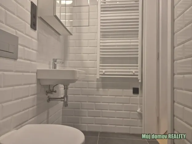 Pronájem bytu 3+kk, Praha - Vysočany, Kolbenova, 66 m2