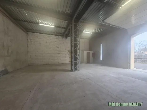 Pronájem skladu, Praha - Horní Počernice, Stoliňská, 120 m2