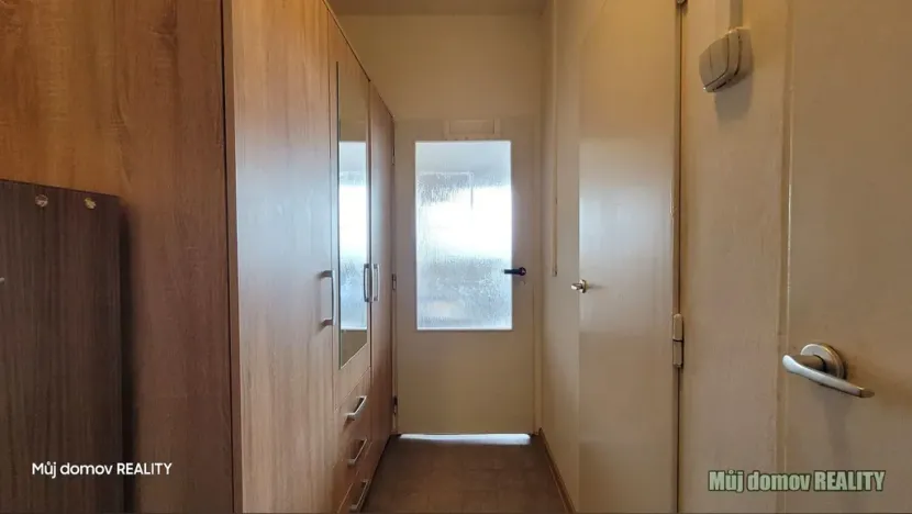 Pronájem bytu 1+kk, Praha - Braník, Vavřenova, 28 m2