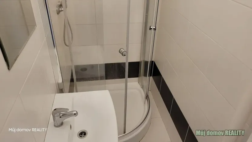 Pronájem bytu 1+kk, Praha - Braník, Vavřenova, 28 m2