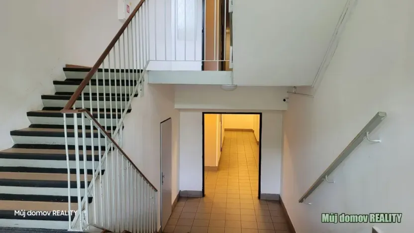 Pronájem bytu 1+kk, Praha - Braník, Vavřenova, 28 m2