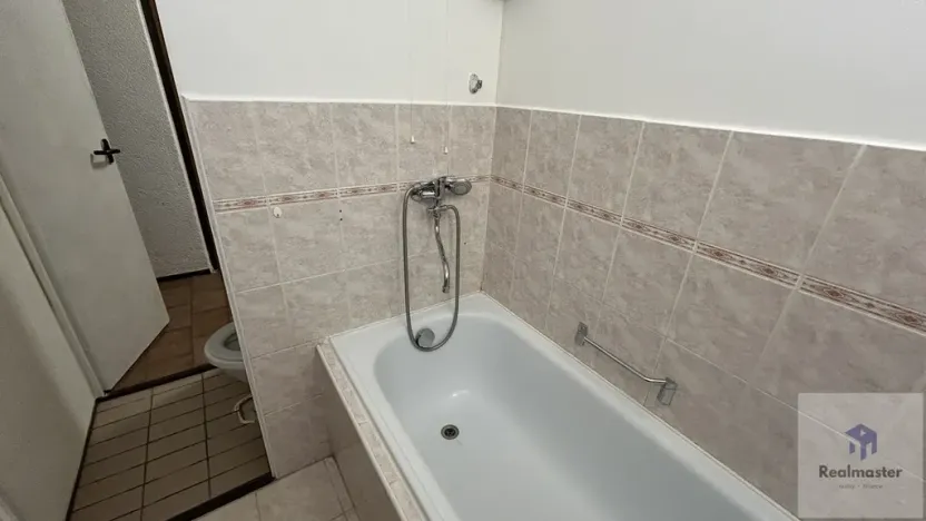 Pronájem bytu 2+1, Ústí nad Labem - Střekov, Barrandova, 63 m2