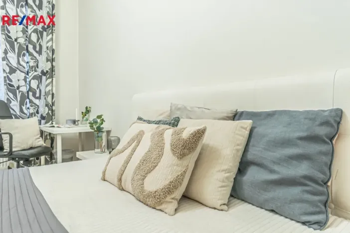 Prodej bytu 2+kk, Praha - Nové Město, Záhořanského, 61 m2