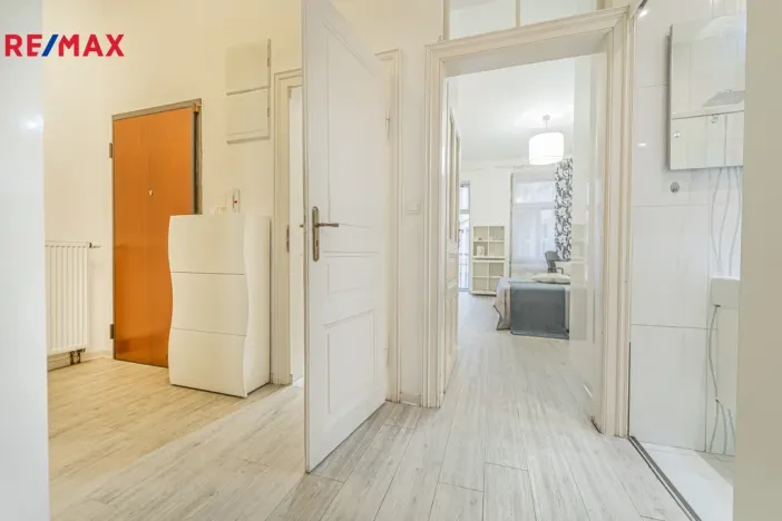 Prodej bytu 2+kk, Praha - Nové Město, Záhořanského, 61 m2