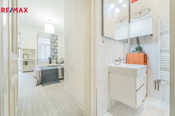 Prodej bytu 2+kk, Praha - Nové Město, Záhořanského, 61 m2