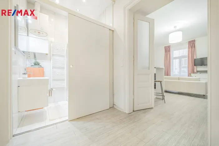 Prodej bytu 2+kk, Praha - Nové Město, Záhořanského, 61 m2