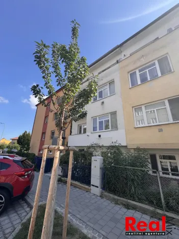 Pronájem bytu 1+1, Brno - Černá Pole, Krkoškova, 35 m2