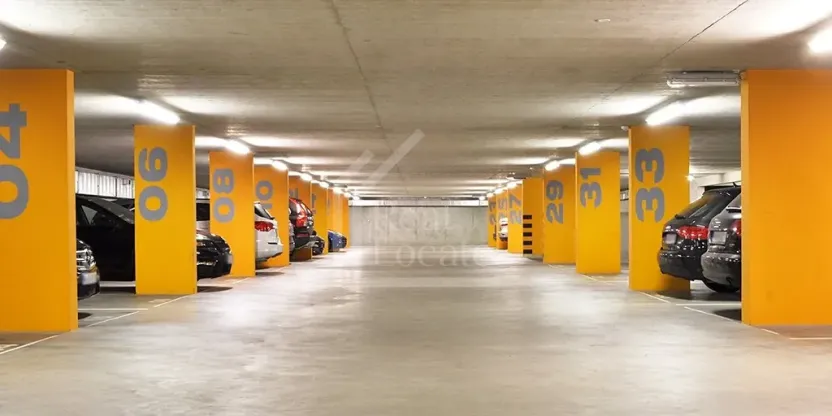 Pronájem garážového stání, Praha - Modřany, Mezi vodami, 5 m2