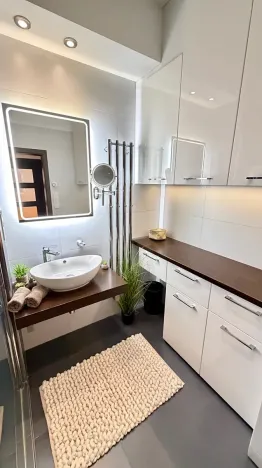 Pronájem bytu 2+kk, Pardubice, nábřeží Závodu míru, 76 m2