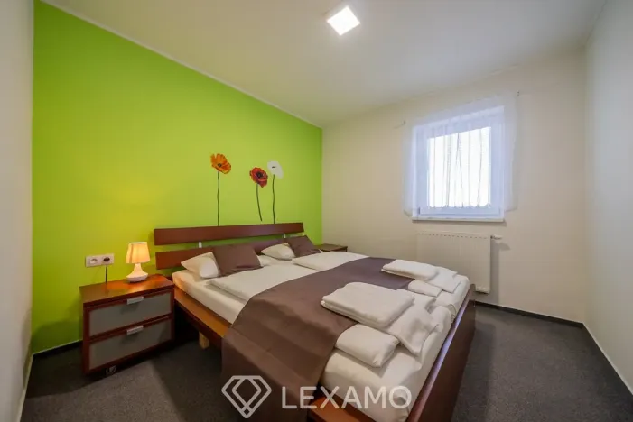 Prodej ubytování, Jevišovka, 241 m2