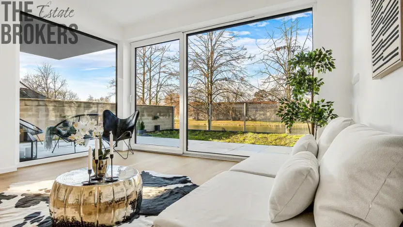 Prodej rodinného domu, Tursko, Jezdecká, 214 m2