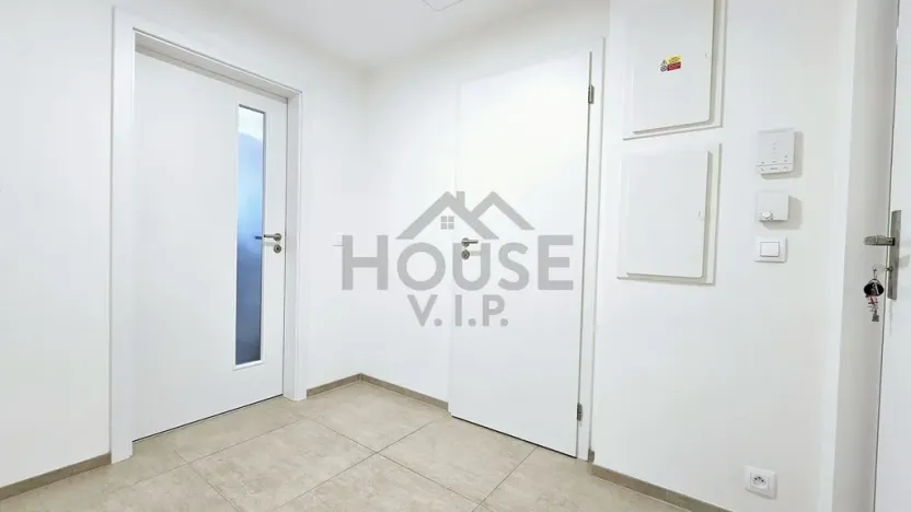 Pronájem bytu 1+kk, Praha - Hloubětín, Kolbenova, 30 m2