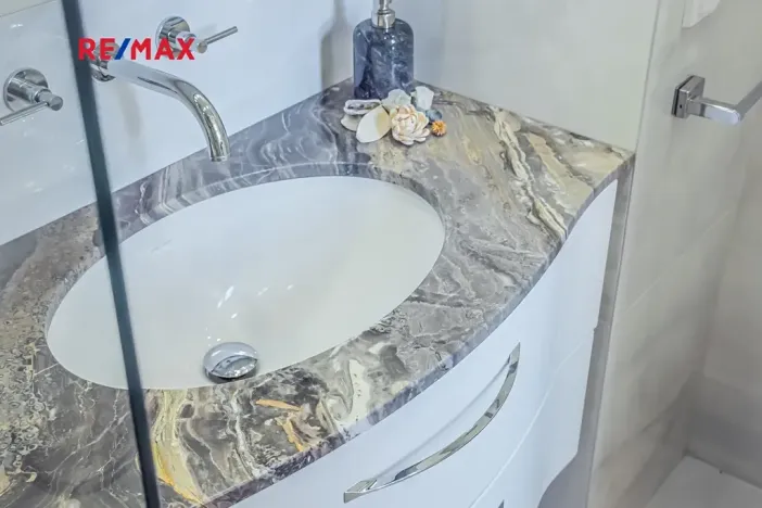 Prodej bytu 2+1, Praha - Staré Město, Náprstkova, 42 m2