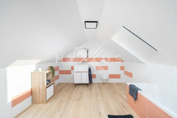 Prodej bytu 5+kk, Velké Přítočno, U studánky, 133 m2