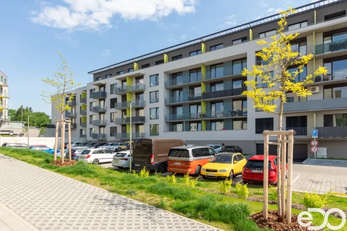 Prodej bytu 2+kk, Chrudim, V Hliníkách, 50 m2