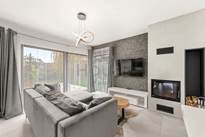 Pronájem rodinného domu, Králův Dvůr - Levín, Na Vyhlídce, 201 m2