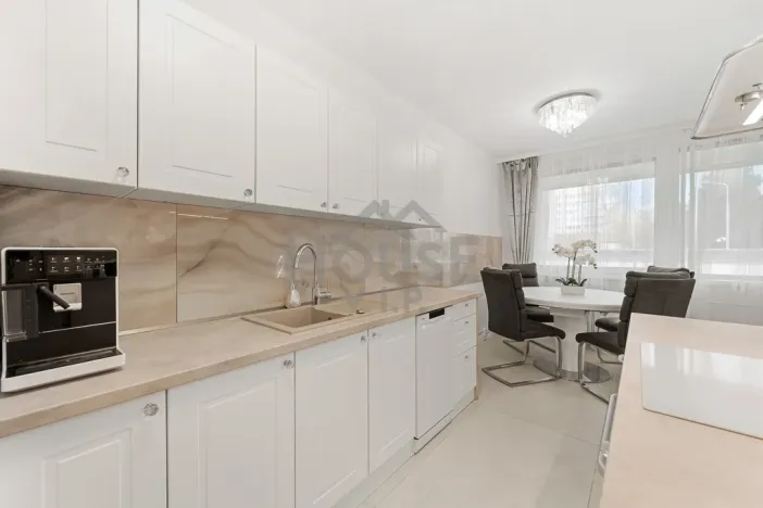 Prodej bytu 5+kk, Praha - Řepy, Mrkvičkova, 106 m2