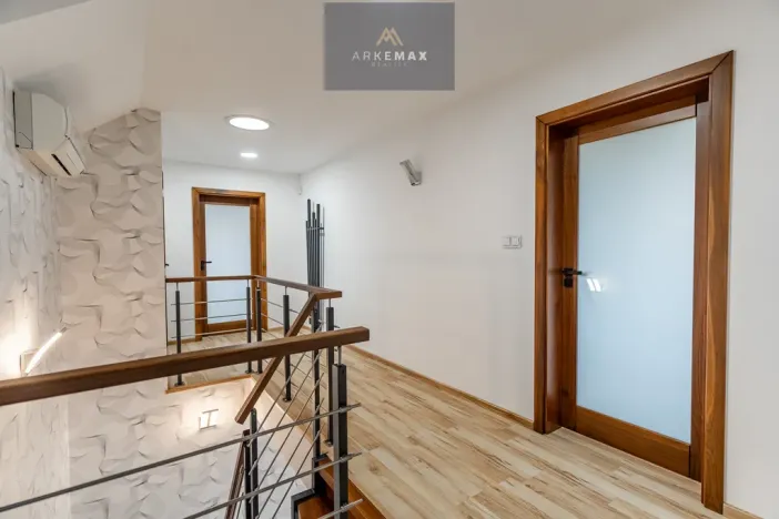 Prodej rodinného domu, Dětmarovice, 295 m2