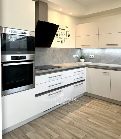 Prodej rodinného domu, Heřmanův Městec, V Lukách, 108 m2