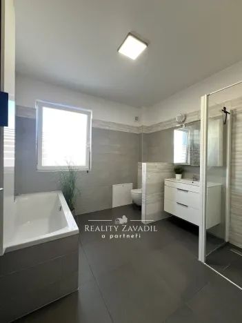 Prodej rodinného domu, Heřmanův Městec, V Lukách, 108 m2