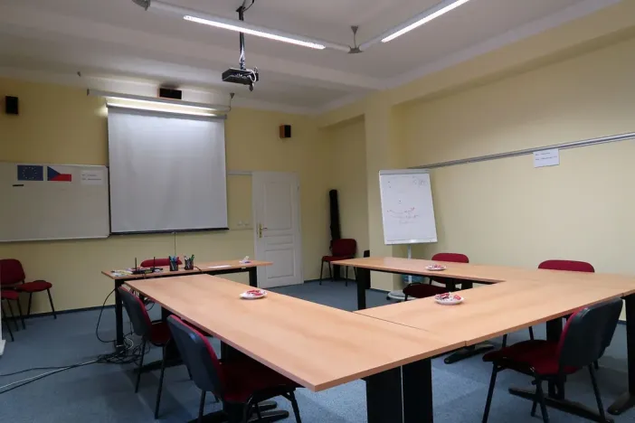 Pronájem kanceláře, Plzeň, náměstí Republiky, 33 m2