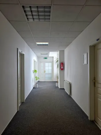 Pronájem kanceláře, Plzeň, náměstí Republiky, 33 m2