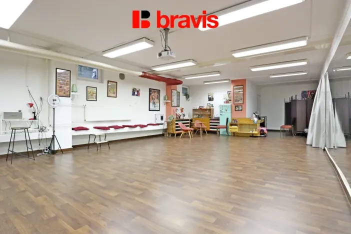 Pronájem komerční nemovitosti, Brno - Žabovřesky, Makovského náměstí, 120 m2