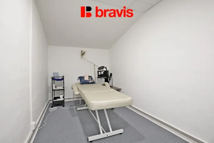 Pronájem komerční nemovitosti, Brno - Žabovřesky, Makovského náměstí, 120 m2