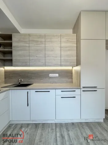 Prodej bytu 3+kk, Plzeň - Jižní Předměstí, Alešova, 69 m2