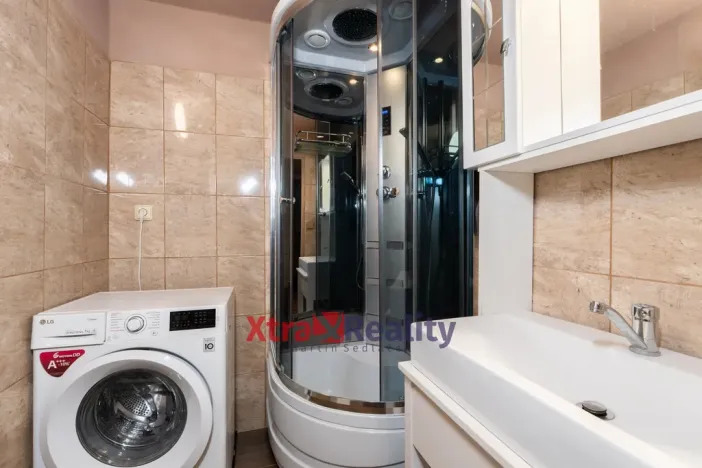 Prodej bytu 3+1, Krupka - Maršov, Dukelských hrdinů, 68 m2