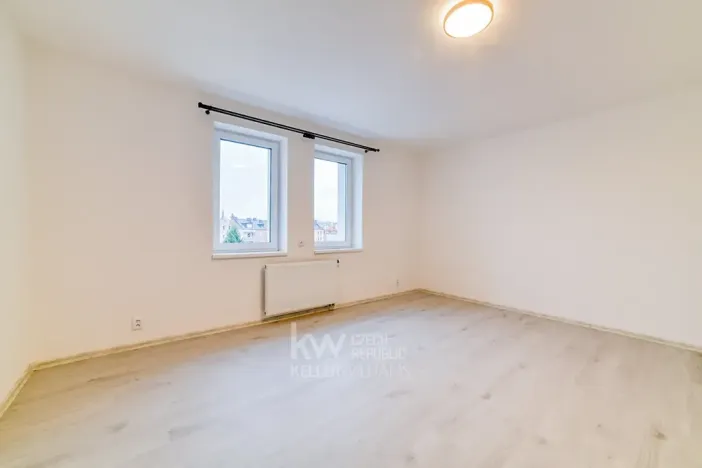Pronájem bytu 3+kk, Cheb, 17. listopadu, 72 m2