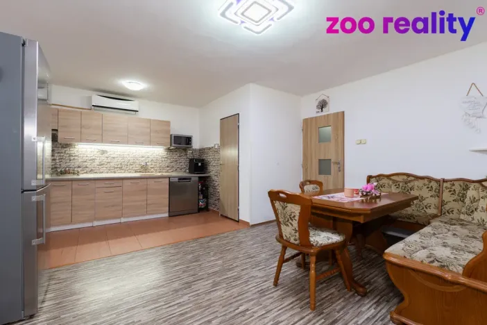 Prodej rodinného domu, Chorušice - Velký Újezd, 200 m2