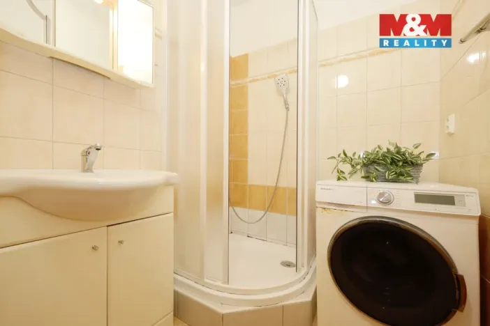 Prodej bytu 2+1, Jaroměř - Josefov, Novoměstská, 54 m2